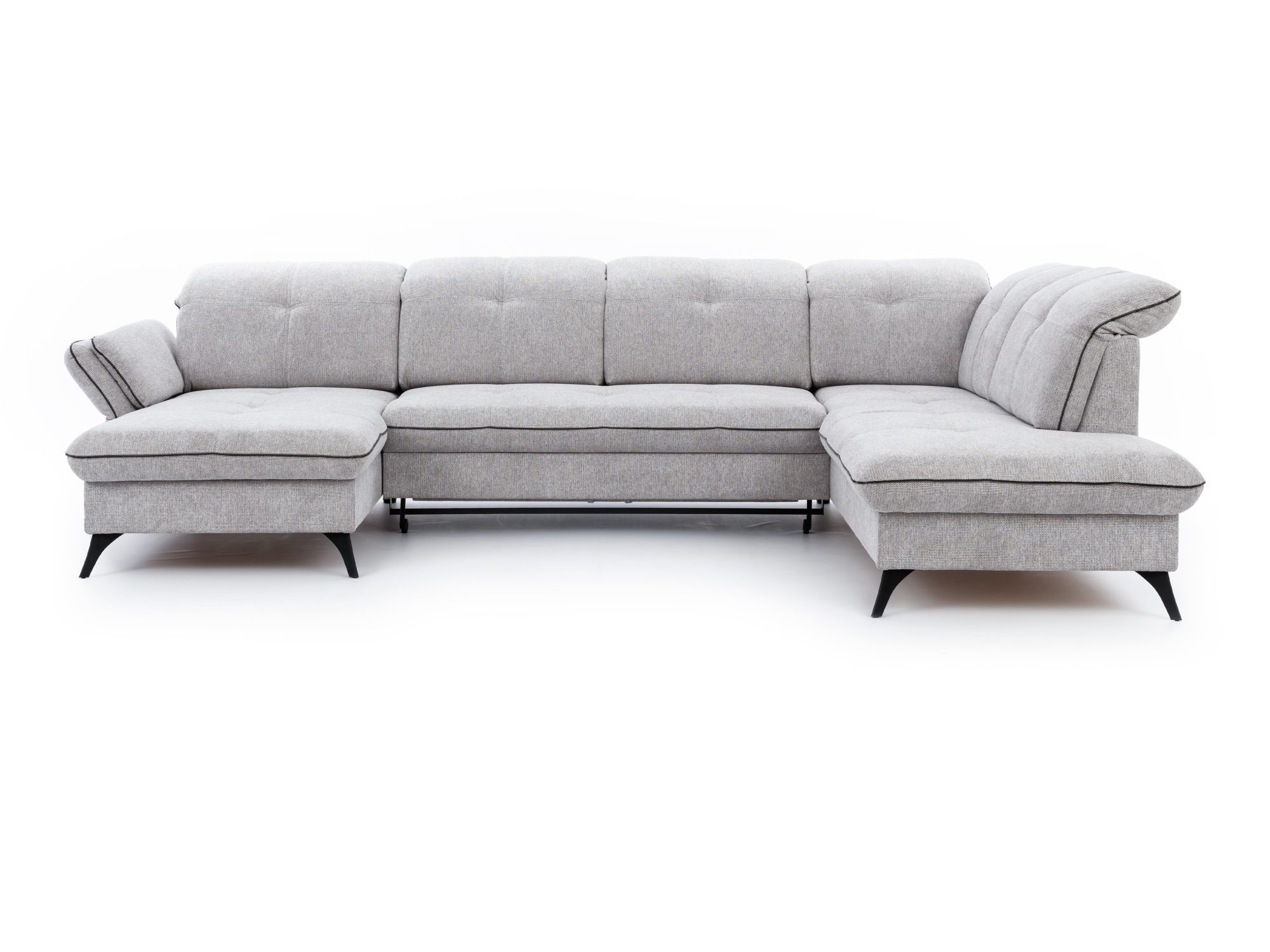 U-Sofa Trevalio, 335 cm, auf schrägen Beinen vor weißem Hintergrund
