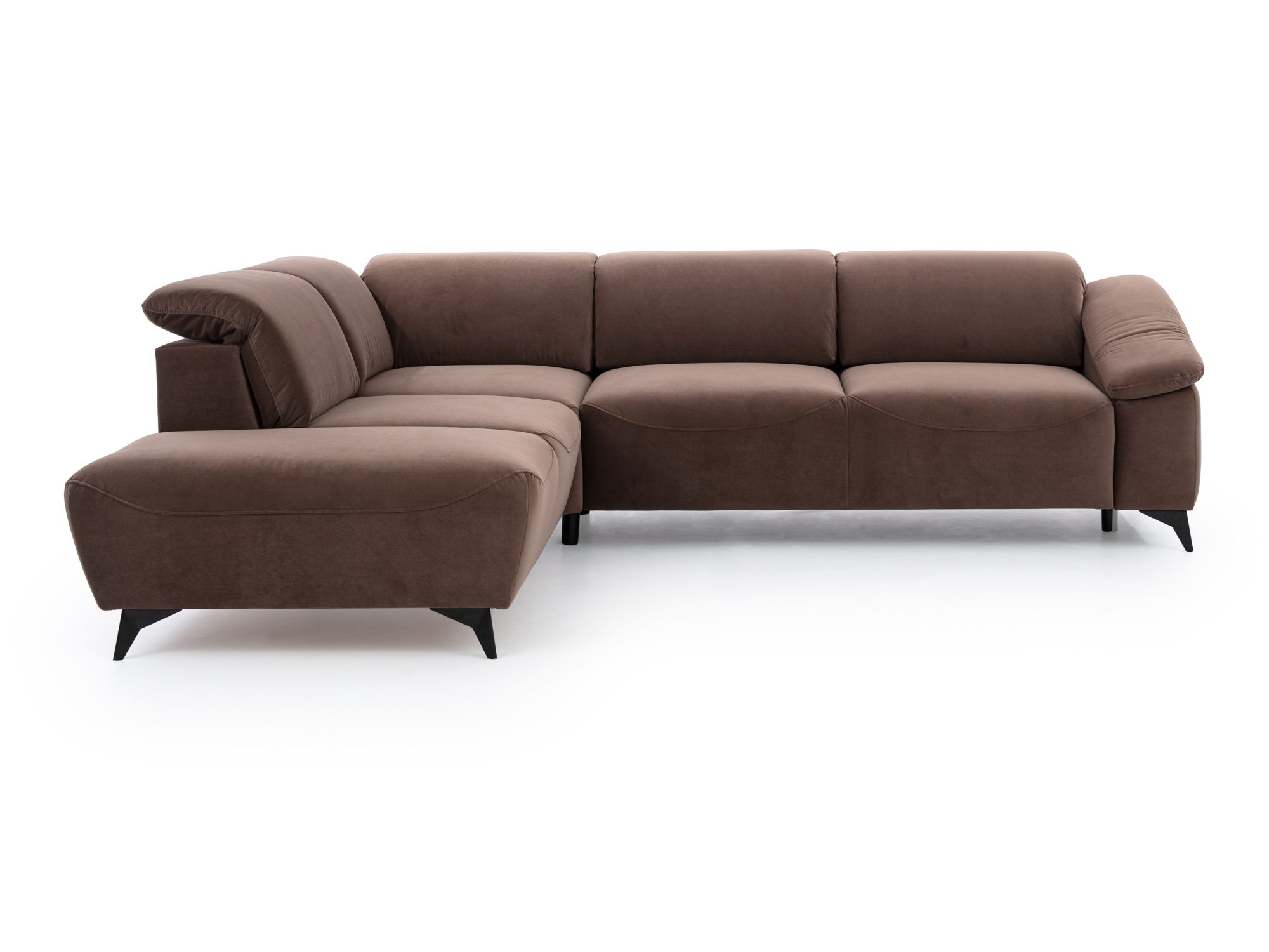 Ecksofa mit Ottomane Vilmaro 270 cm in braunem Stoff vor weißem Hintergrund