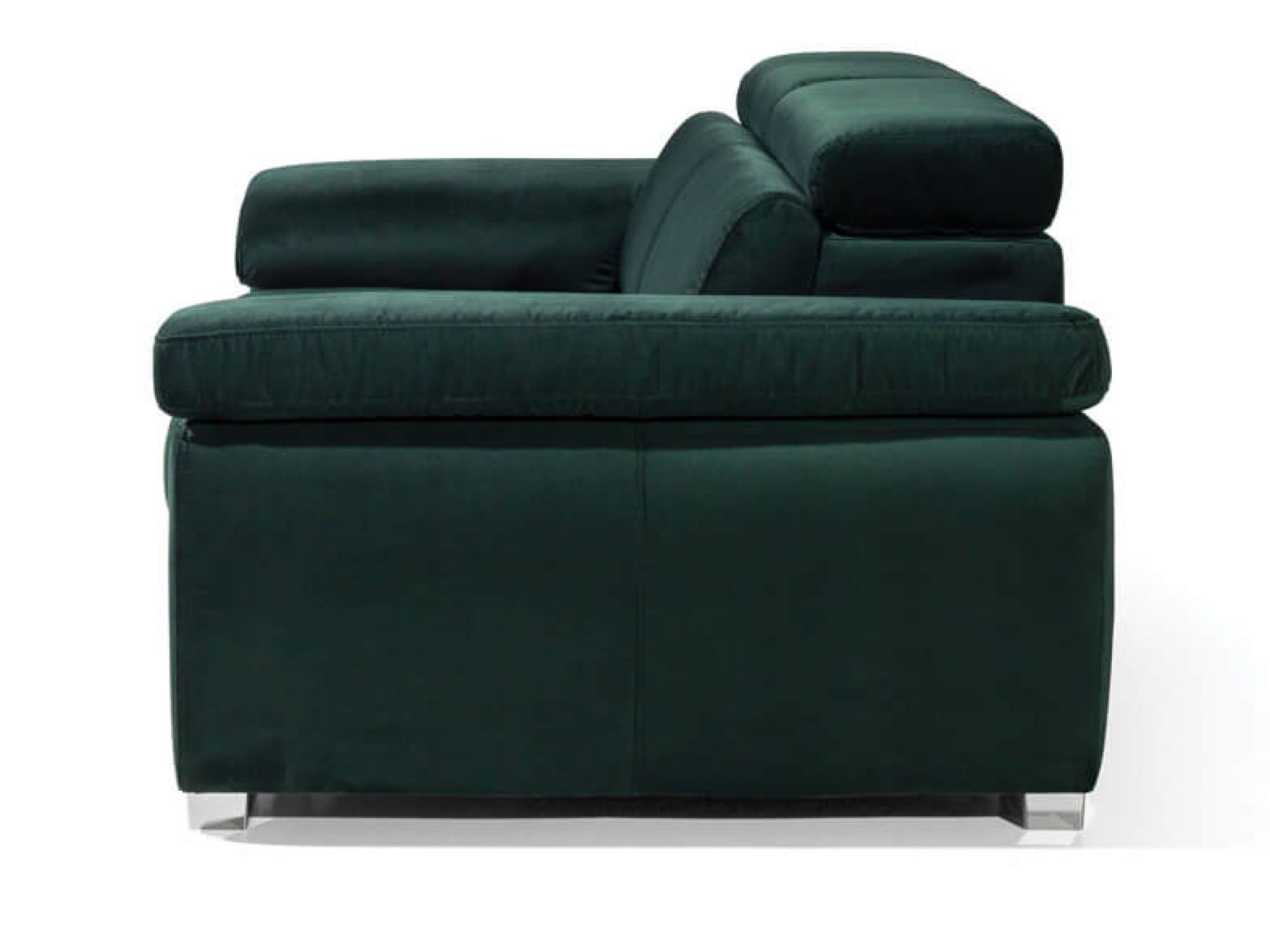Seitenansicht des Zweisitzer-Sofas Zirvano mit hochgestellter Kopfstütze