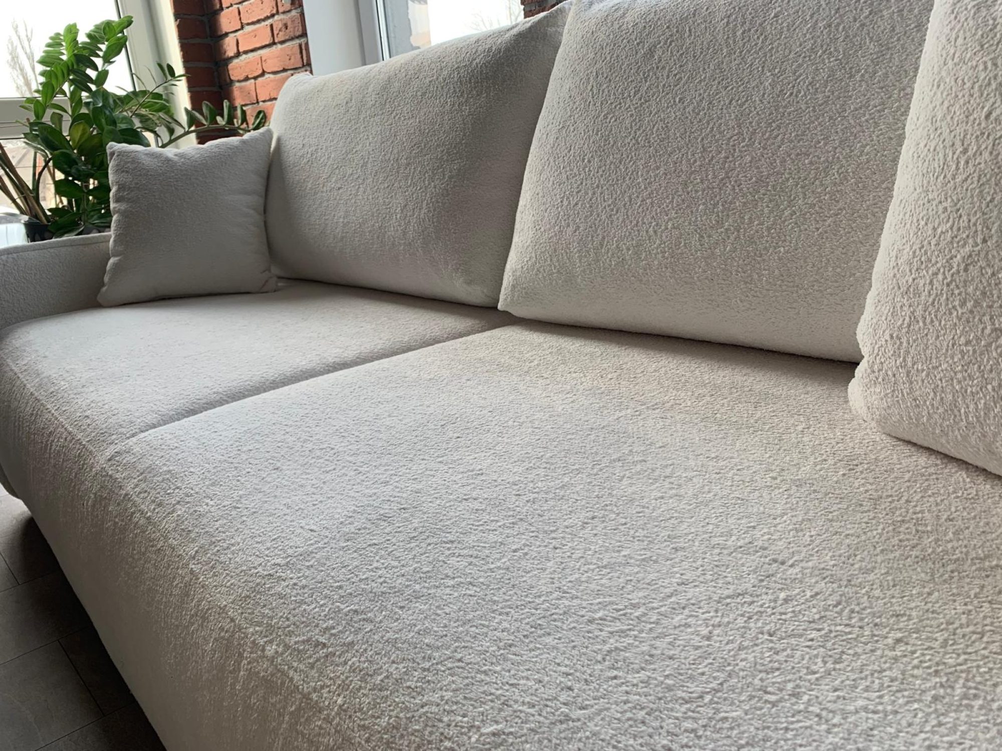 Sofa Suvella – aranżacja w salonie