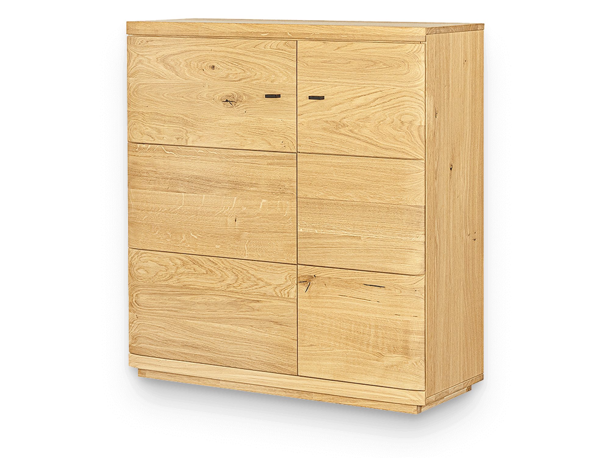 Schuhschrank Corvena 99 cm aus Eiche – Schrägansicht auf weißem Hintergrund
