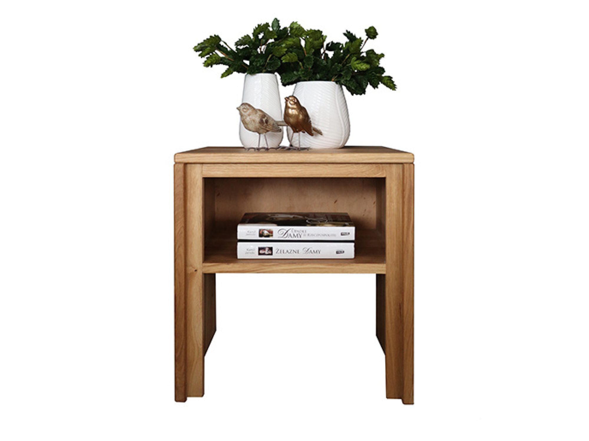Niedriger Nachttisch ALAMOS 45 cm, helles Holz vor weißem Hintergrund